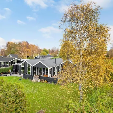 Amazing In With Kitchen Feriehus *